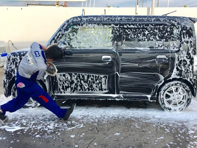 泡もこで洗車